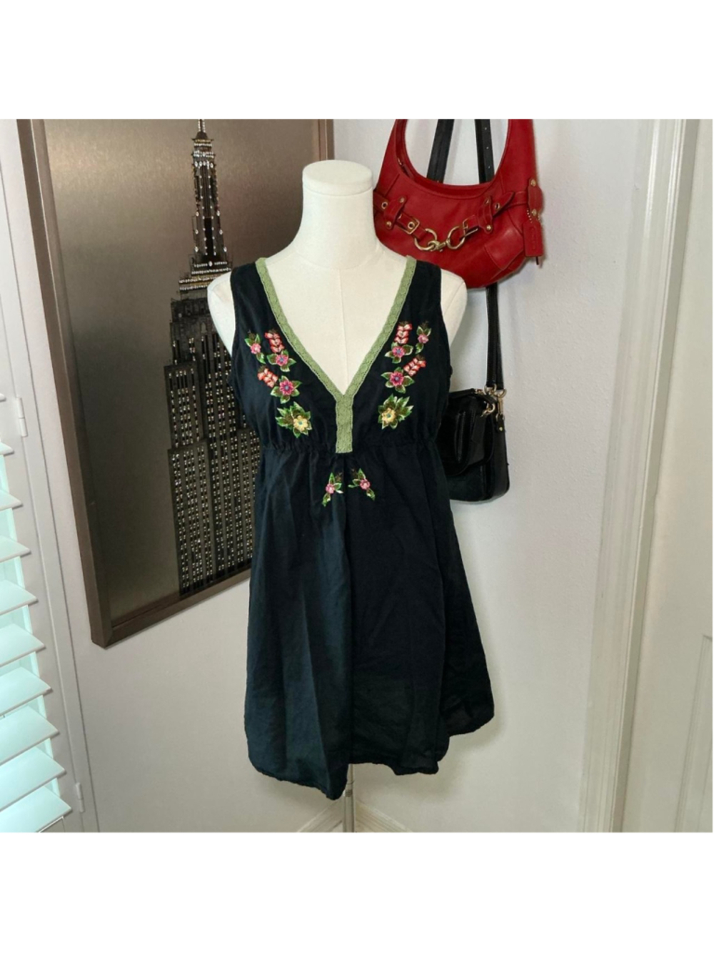 Old Navy Black Floral Embroidered Deep V Mini Dress Size M Y2K Boho